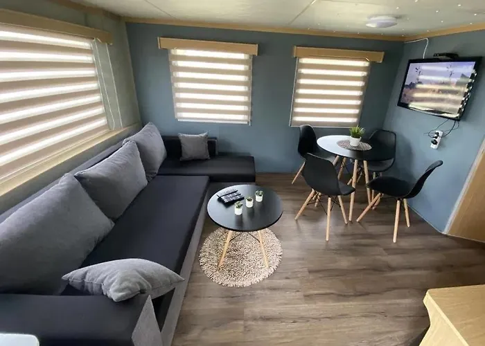 Holender Lubkowo Semesterbostad *